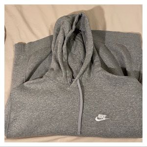 Nike Sportswear Club Fleece Pullover Hoodie (XL)